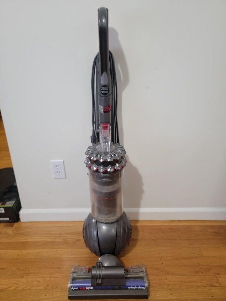 Dyson Cinetic Big Ball Animal Allergy vacuum (Nickel)