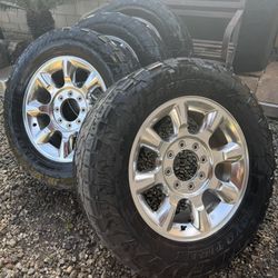 Ford F-250 / F-350 Stock Wheels and Tires