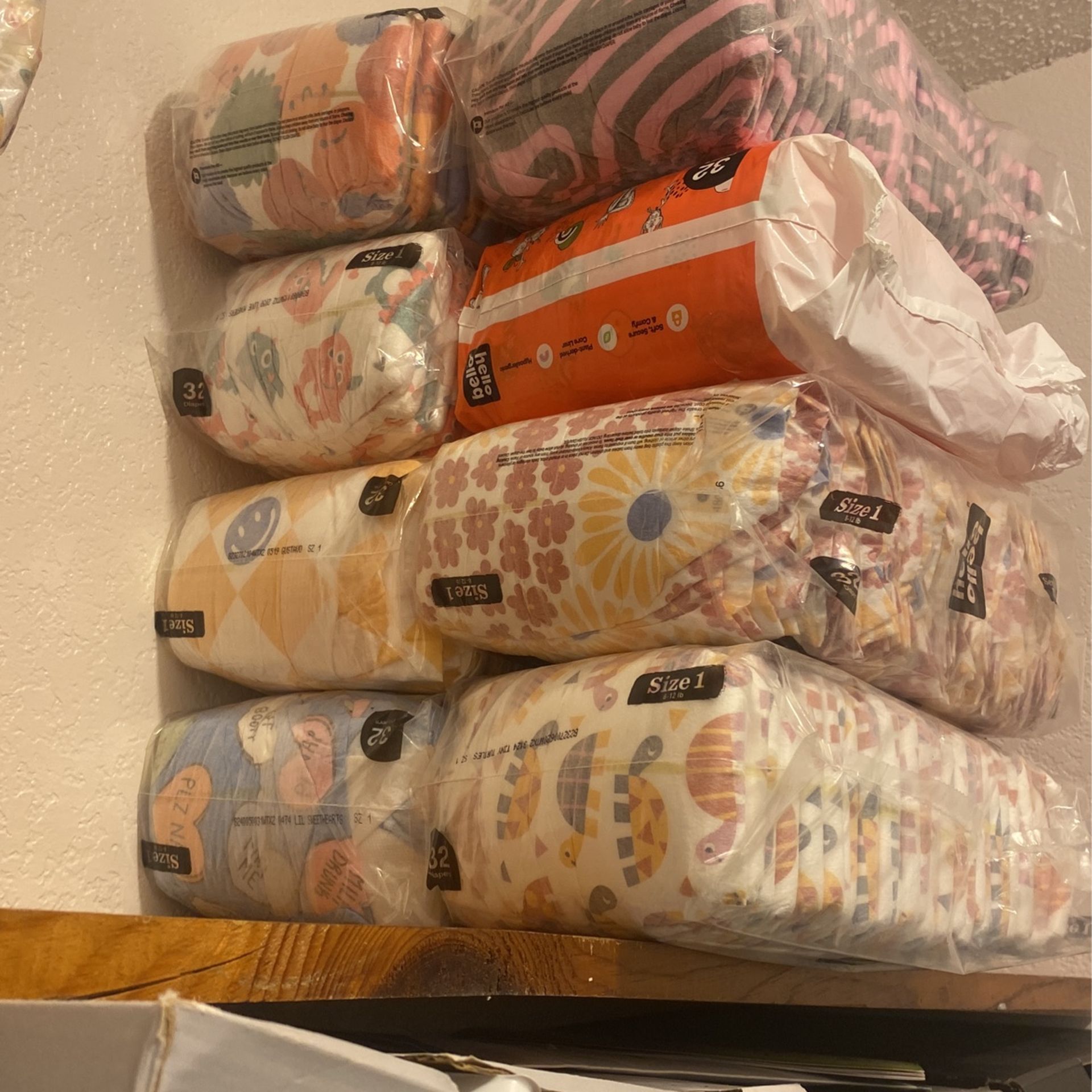 5$ Designed Pampers , Hello Bello