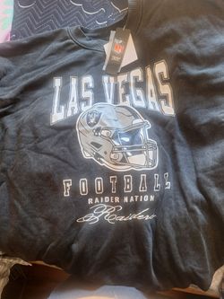 Las Vegas Raiders Women  Crewneck Sweater