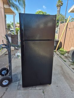 Apartment Size Fridge Like New Condition $240
