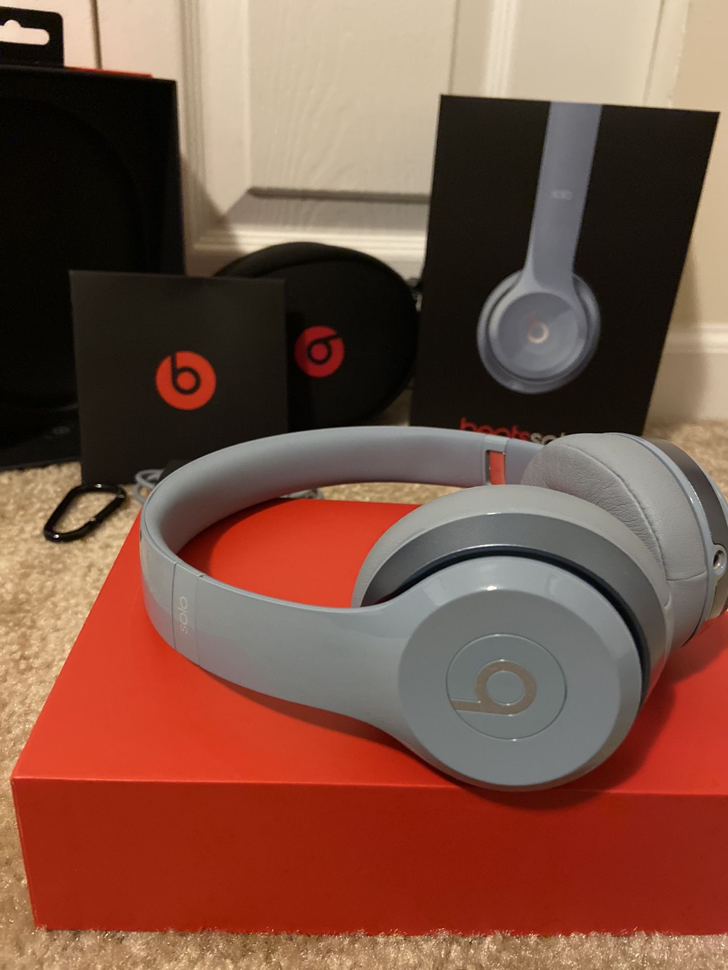 Beats solo 2 headphones (not Wireless)