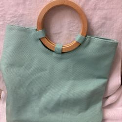 NWT Gertex Beach Bag Bucket Bag Light Green Faux Wooden Ring Handles Canvas Tote.   Mint green canvas tote bag with wooden handle #boho #summer