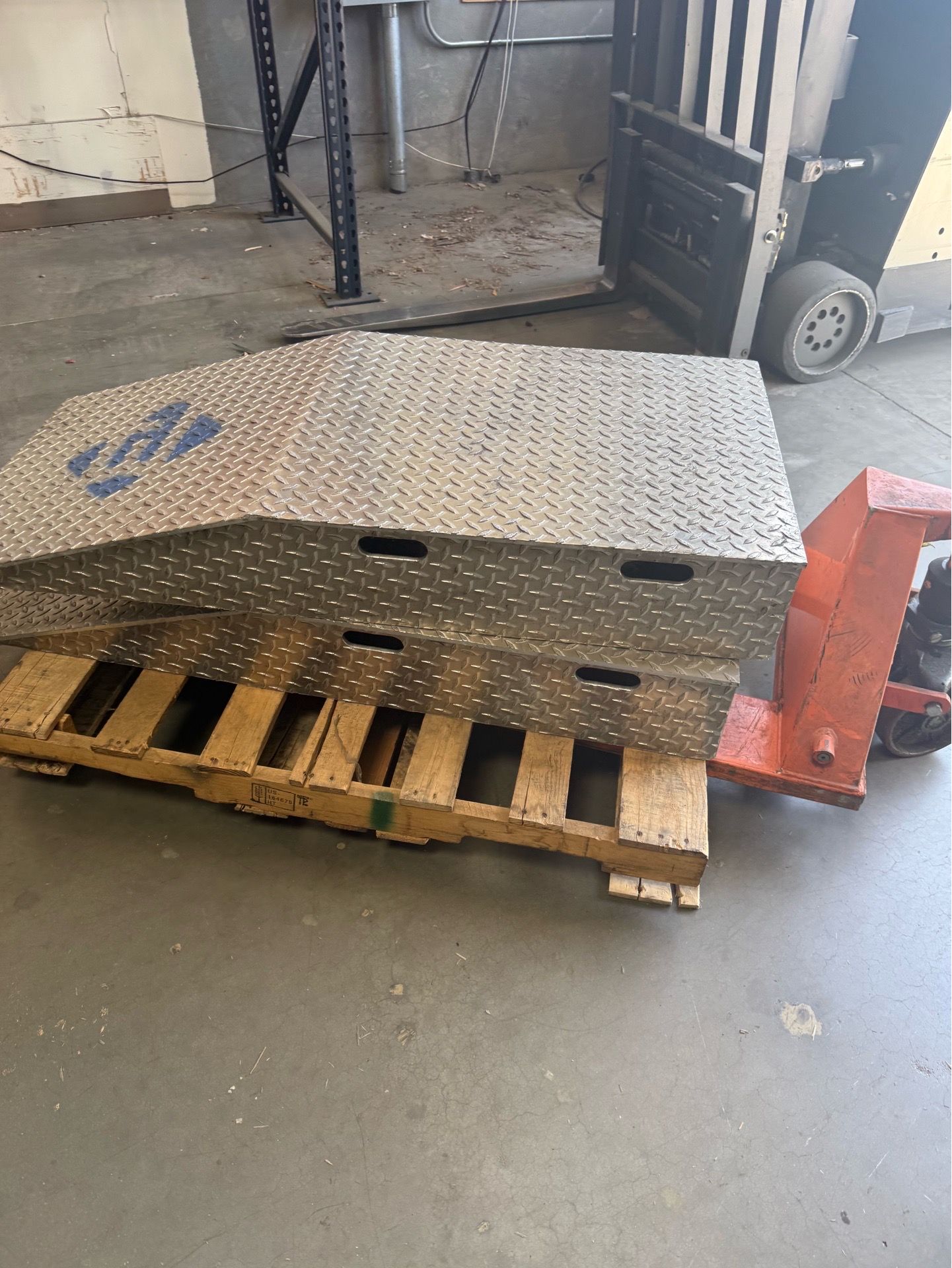 Semi Dock Risers