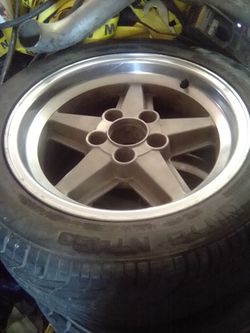 Five lug Plymouth is what they came off have all 4