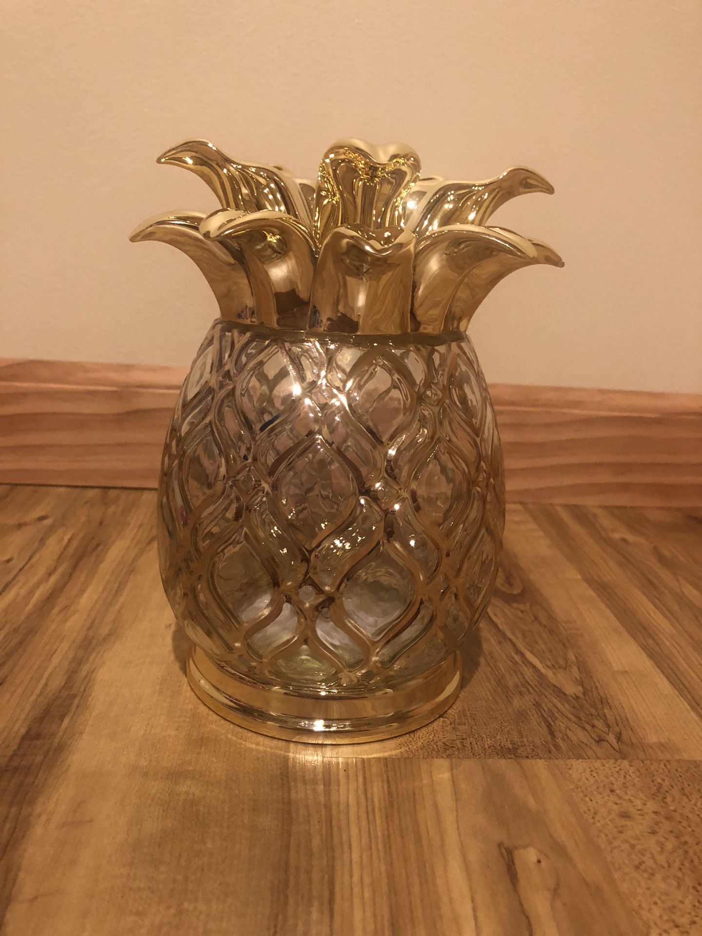 Beautiful Pineapple Candle Holder With Candle