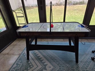 Hockey Game Table