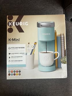 New Keurig K-Mini Coffee Maker + K-Cup Pod Holder – Oasis Blue