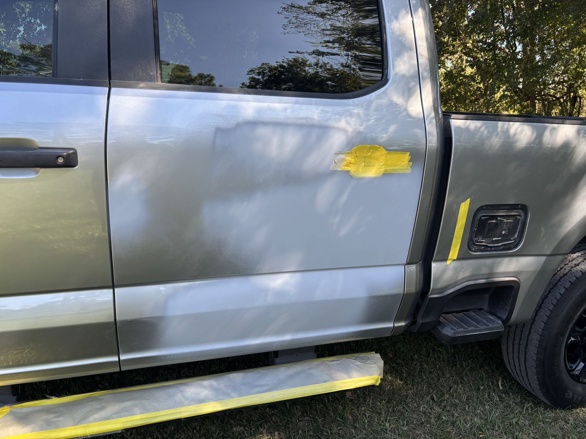 Body Work Repair Paint Shop / Hojalatero Pintura Enderezador