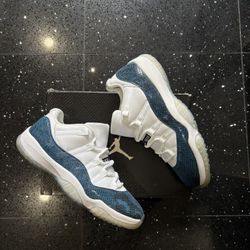 Jordan 11 Low Navy Snakeskin Sz 11