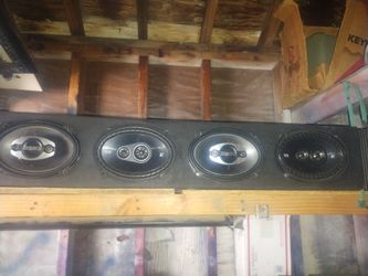 4 6x9 speakers with box