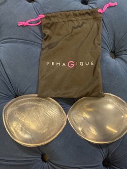 Femagique Silicone Breast Petals with Pouch