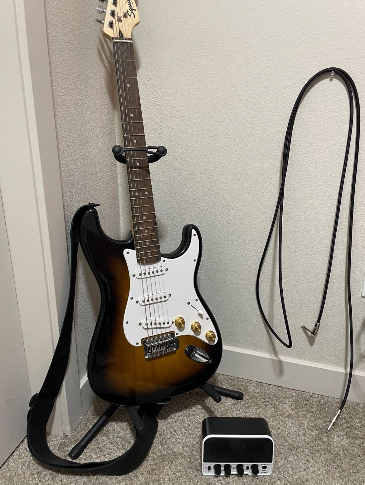 Squier Strat