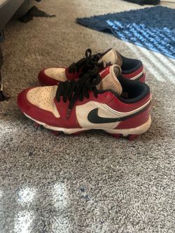 Boys shoes cleats