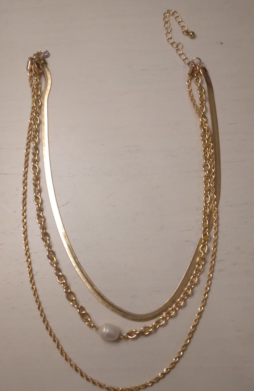 Three Strand Pearl Detail Chain Necklace