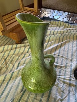 vintage Royal Haeger green drip glaze ceramic pitcher vase