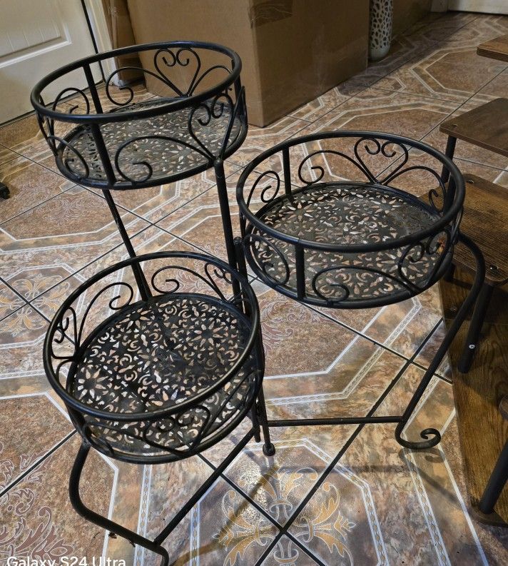 Plantera Para 3 Plantas