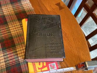 Audels New Automobile Guide for Mechanics Operators and Servicemen by Frank D. Graham, 1949