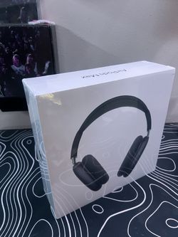 Apple AirPods Max UNOPENED