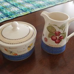 Wedgwood Sugar Bowl and Creamer-New