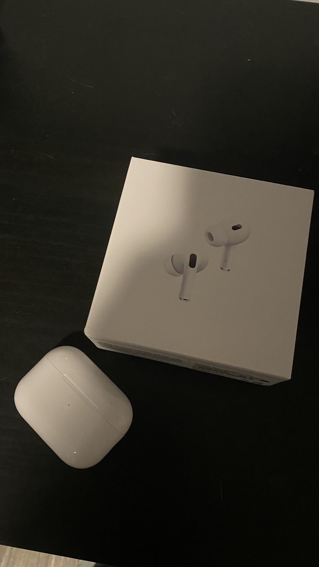 Used Apple Air Pods Pros Second Generation