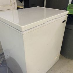 Magic Chef Chest Freezer