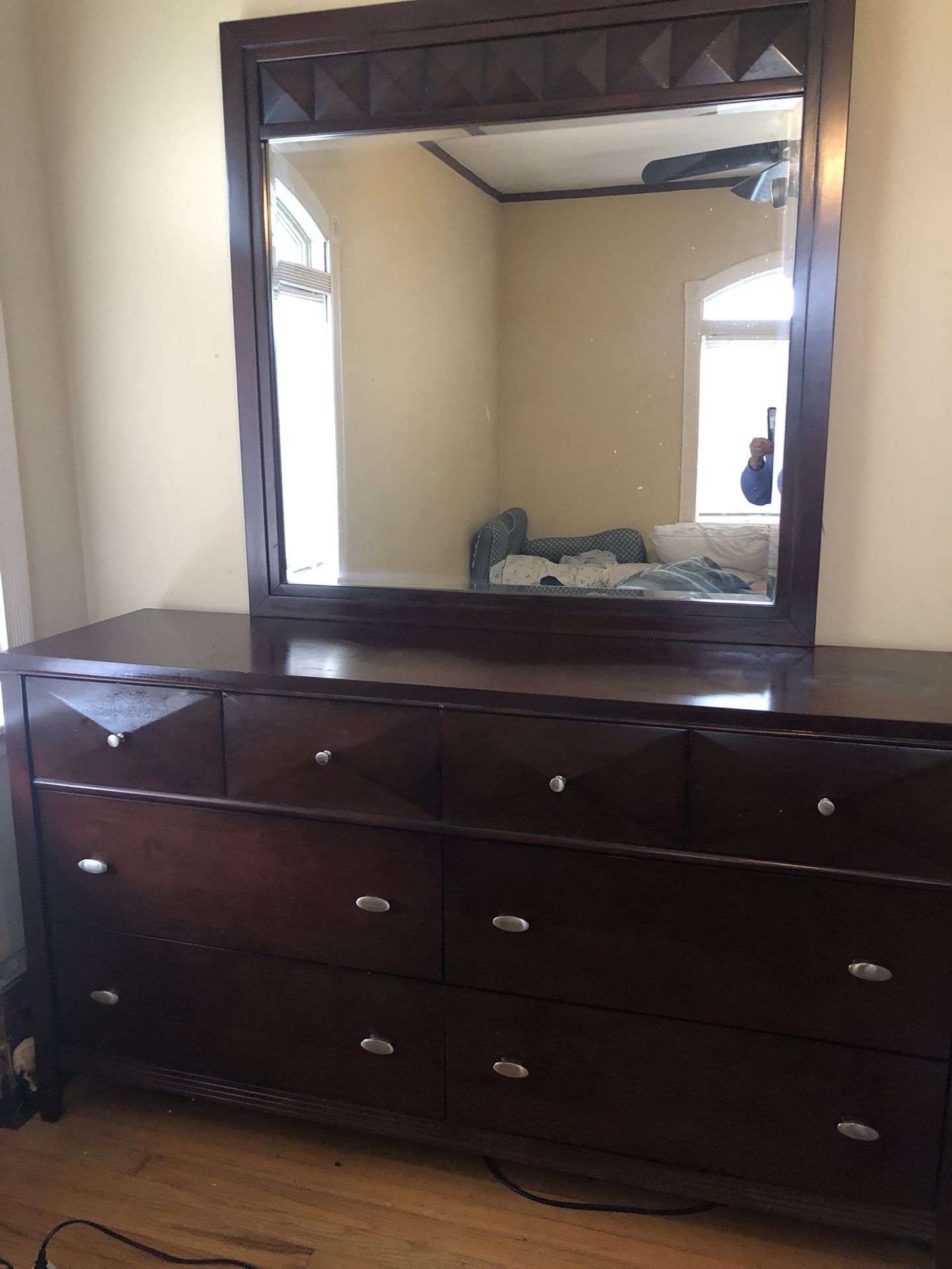 dresser And Mirror Set