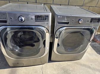 LG Front Load Washer & Dryer Set – Steam / Graphite Steel