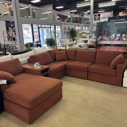 Spice 6-Piece Sectional with Audio System and Chaise