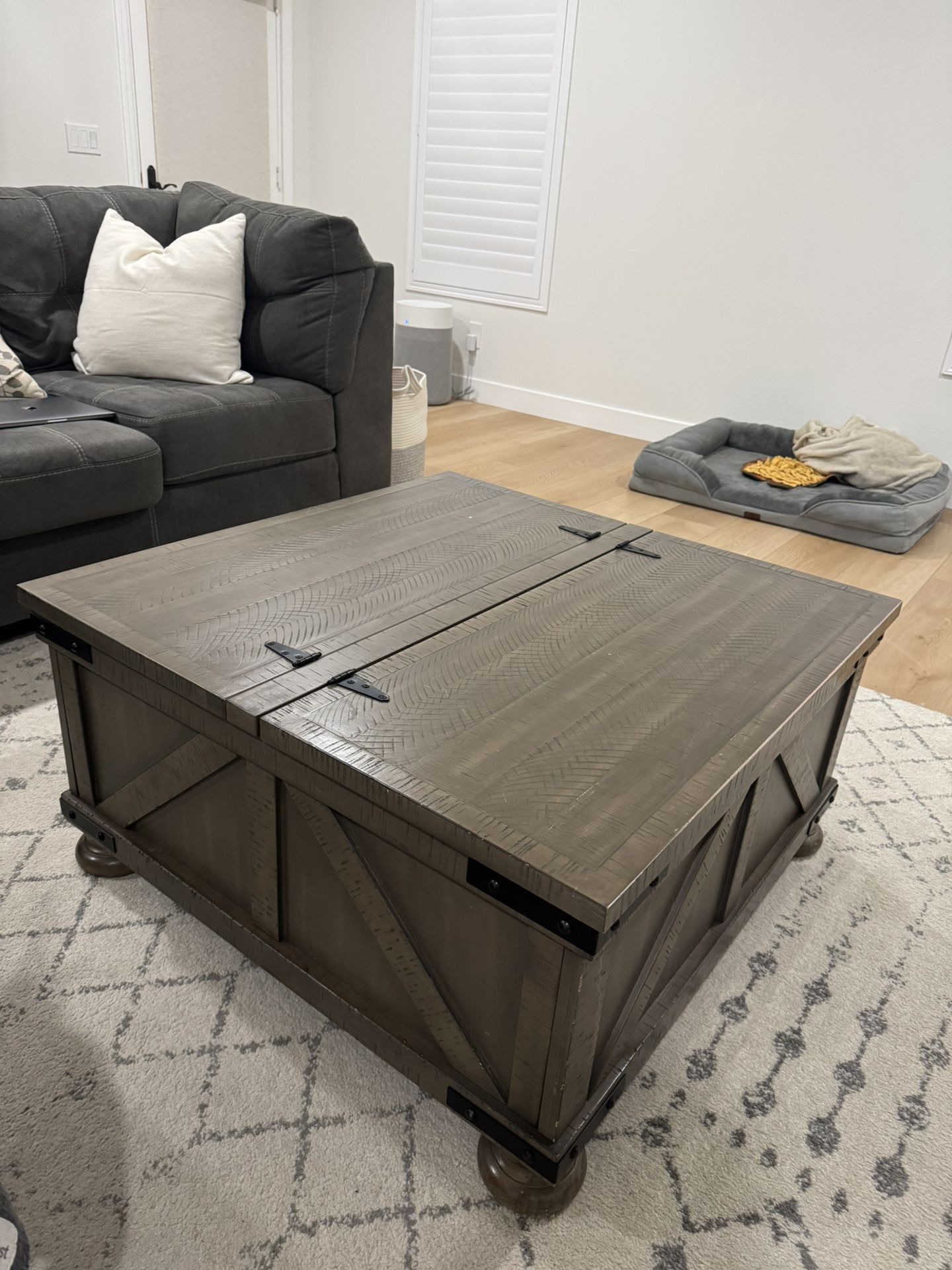 Rustic Wood Coffee Table With Storage 