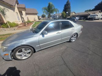 2002 Lexus IS 300