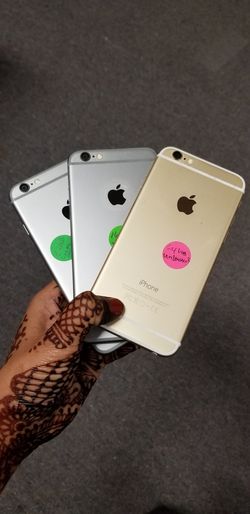 IPhone 6 64GB FACTORY UNLOCKED EXCELLENT CONDITION WITH FREE CHARGER