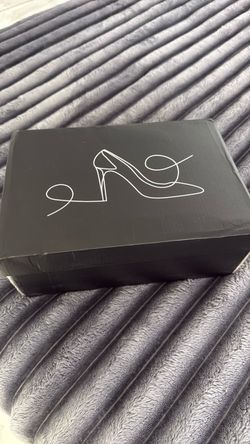 Women's Shoes in Box