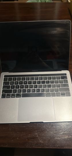 MACBOOK PRO 13 INCH 16 GB RAM/256 GB SSD