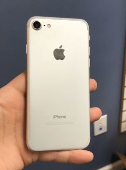 iPhone 7 128GB Factory Unlocked