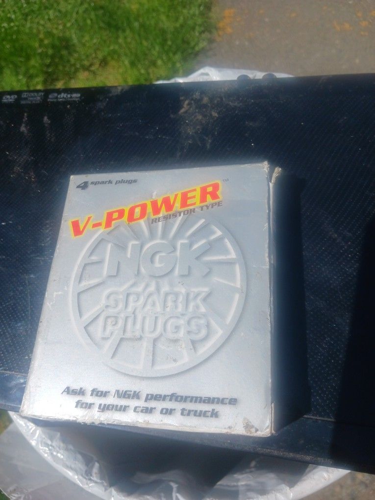 NGK Spark Plugs 3951 TR 55 (4)