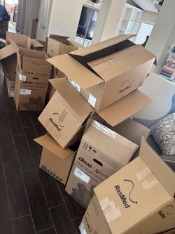 Free moving boxes