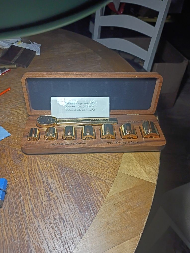 Craftsman 2005 Limited Edition Ratchet And Socket Set