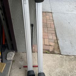 Audi Q5 Roof Rails/Carrier Bars 80A.860.019 E1 26R-03 0568