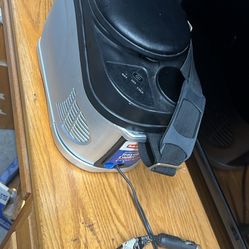12 V Hot And Cold Cooler