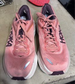 Hoka Womens size 9 shoes in fair condition. Ware shown in the pictures