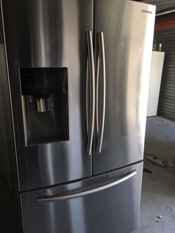 Samsung French door refrigerator