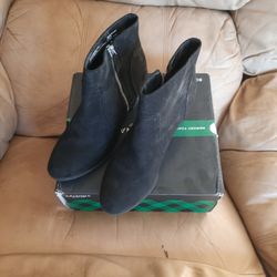 Womens Boots Size 9