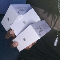 ‼️(BRAND NEW)‼️ AirPod Pros (2nd Generation)