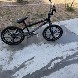 Bmx mongoose bike like brand new