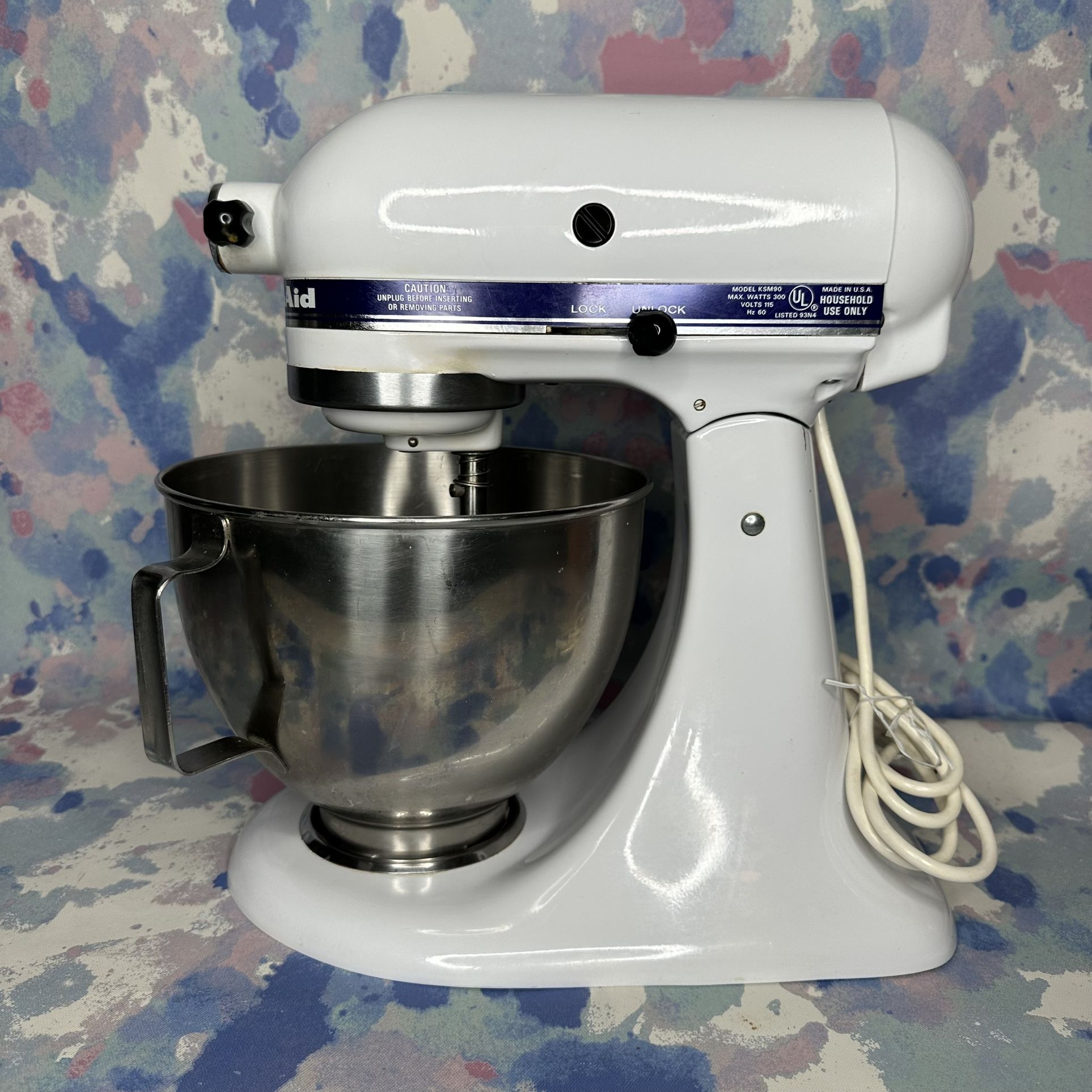 KitchenAid KSM90 Mixer w/2 Bowls & Pouring ShieldTested for Sale in San Antonio, TX OfferUp