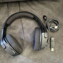 Hyper X Headphone Used Once, Works Perfectly Fine. No Box