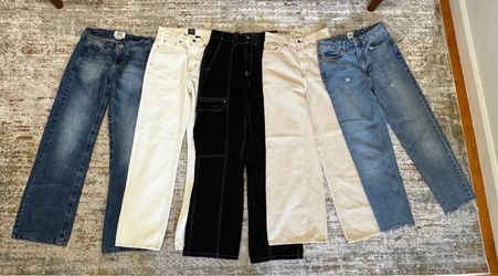 BDG JEANS 5 PAIRS
