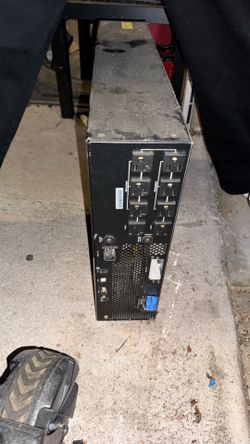 Tripp Lite SmartPro 2200VA Rackmount UPS Battery Backup SM2200RMDVTAA