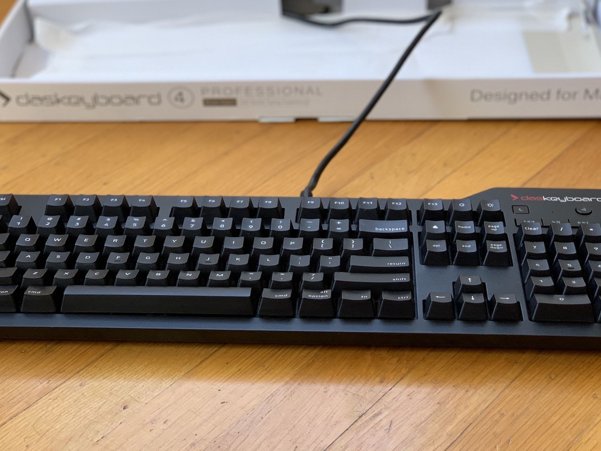DAS KEYBOARD Mechanical keyboard- Brown Switch